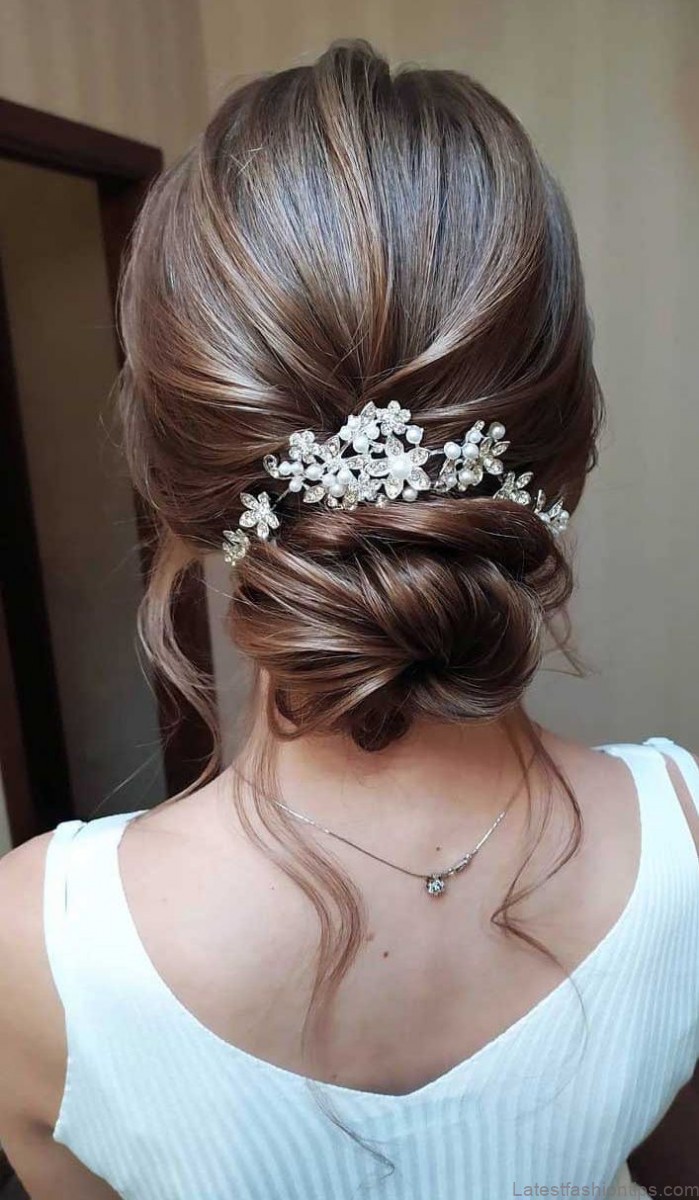 20 chic hairstyles that are perfect for your wedding reception 5