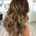 the 7 most eye catching hairstyles for thick wavy hair 3