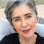10 shaggy hairstyles for older women to flaunt your gray 9
