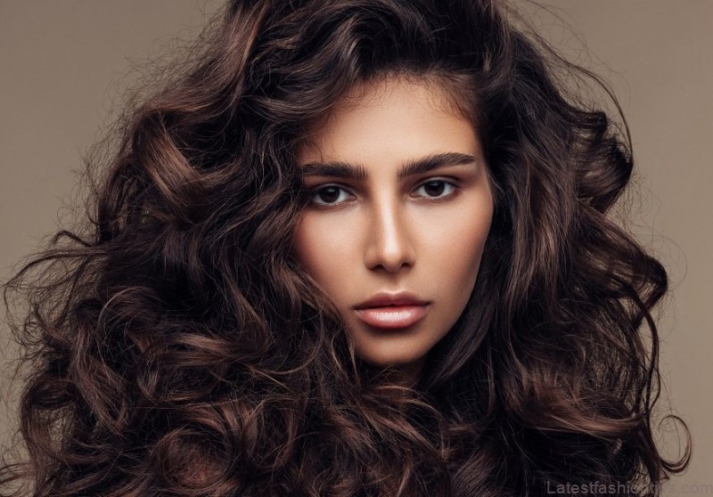 16 bewitching long brown hairstyles and haircuts 7