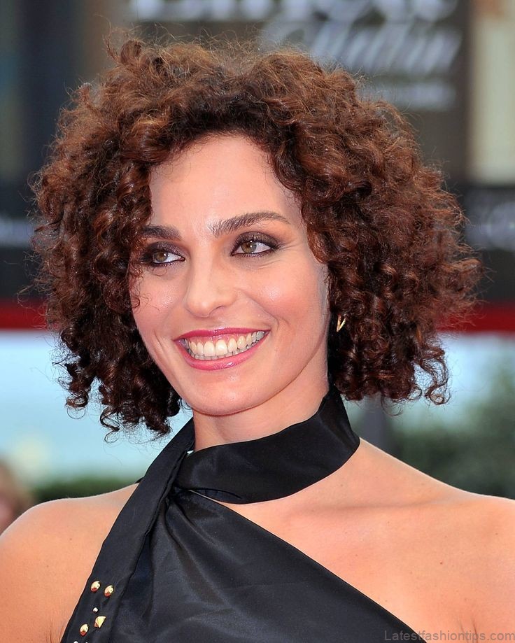 18 best haircuts and hairstyles for curly hair