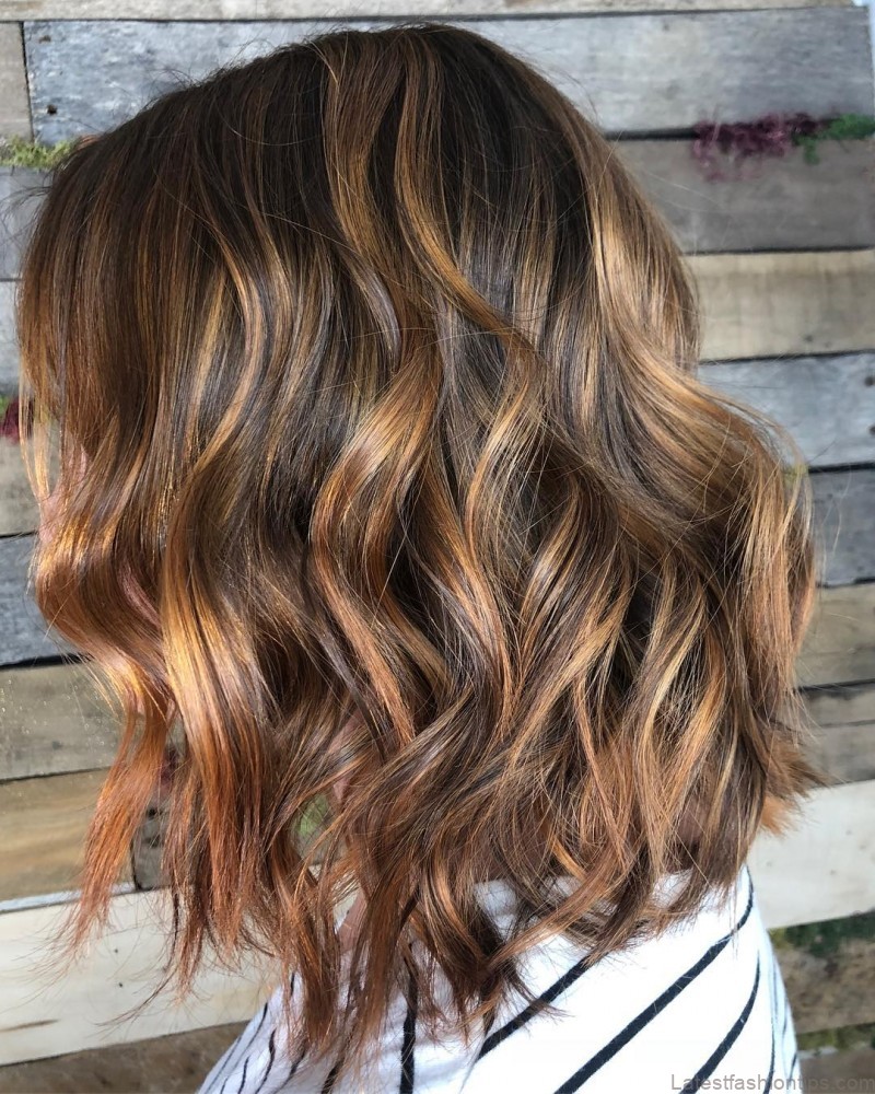 20 savory looks with caramel highlights youll love to treat yourself 3