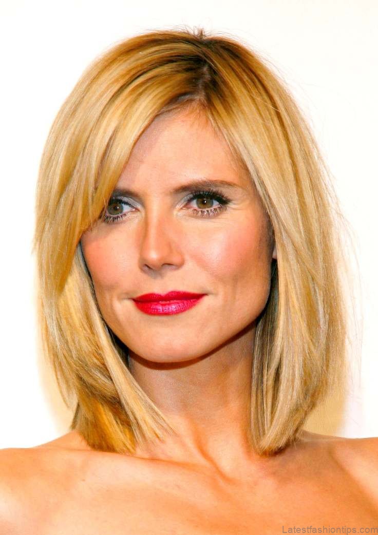 a pixie haircut that looks perfect for women over 40 7