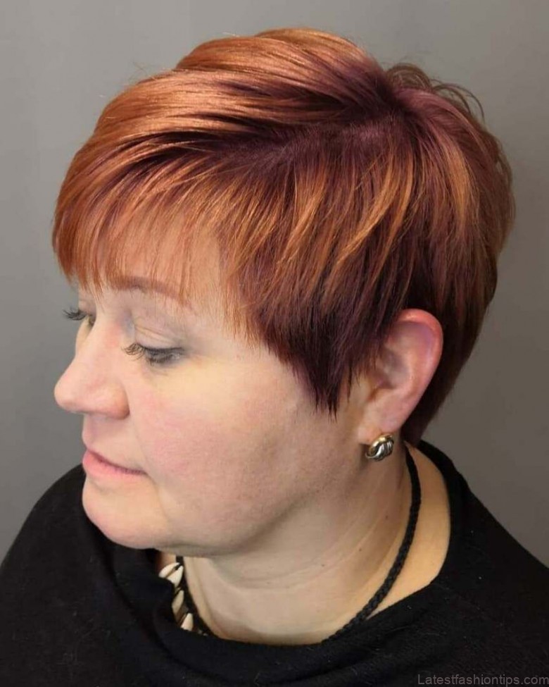 short hairstyles for round faces over 50 15