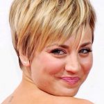 short hairstyles for round faces over 50 23