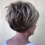 short hairstyles for women over 60 6