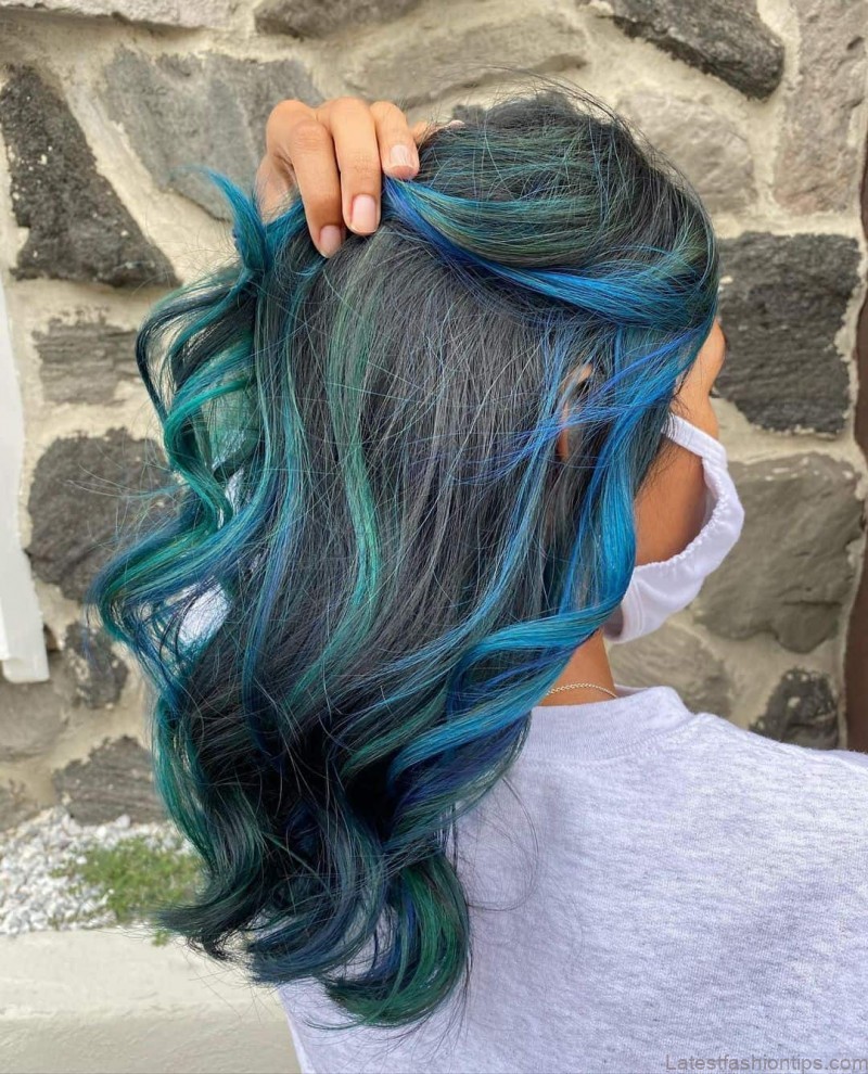 the 5 best blue highlights to try this spring 4