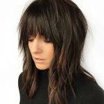 20 best variations of a medium shag haircut for your distinctive style 5