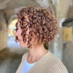 5 different versions of curly bob hairstyle 7