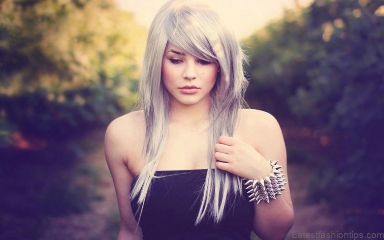 10 deeply emotional classic creative emo hairstyles for girls 5