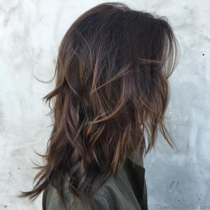 10 bewitching long brown hairstyles and haircuts 3