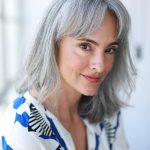 10 shaggy hairstyles for older women to flaunt your gray 2