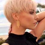 15 most endearing short hairstyles for fine hair 10