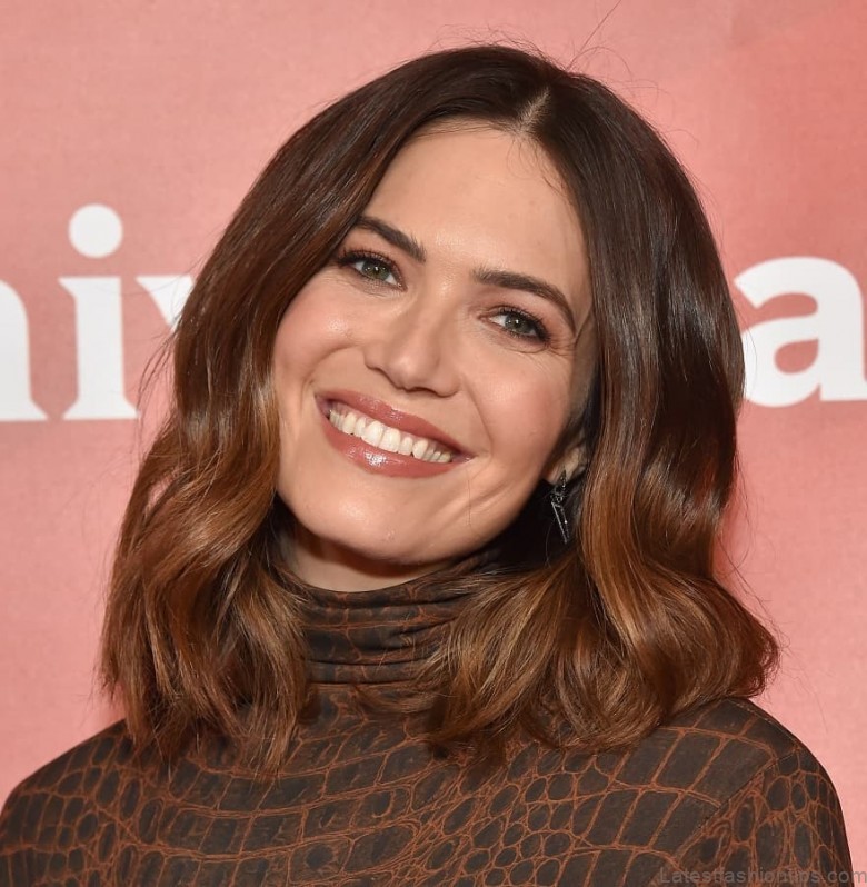 15 sassy hairstyles featuring mandy moore short hair 17