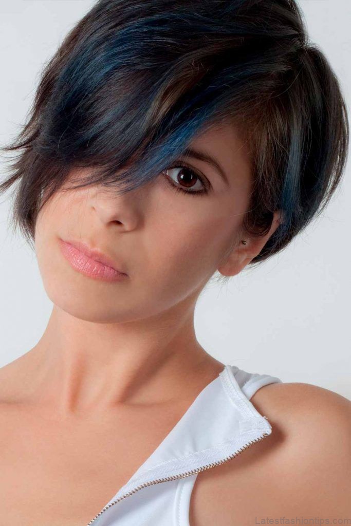 catchy asymmetric haircuts for attention grabbing gals 5
