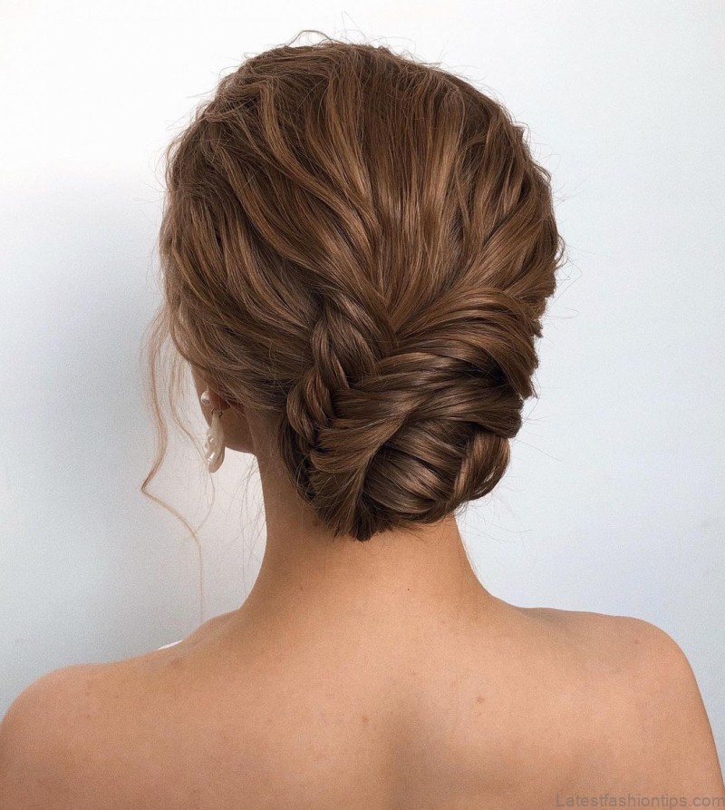 the best braided bun hairstyles for all the different buckets of hair 4