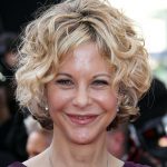 5 different versions of curly bob hairstyle 5