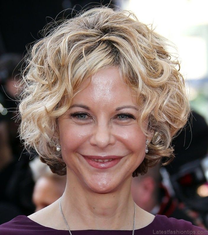 5 different versions of curly bob hairstyle 5