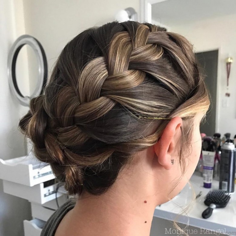 10 most delightful prom updos for long hair in 2023 8