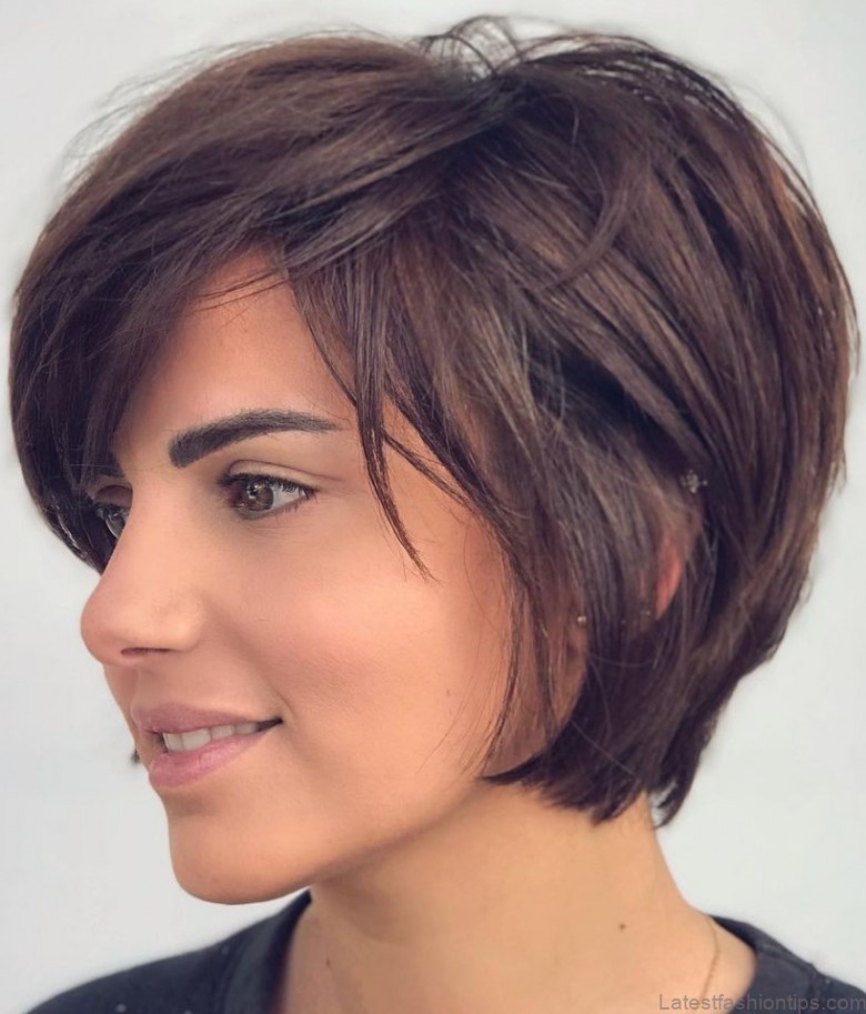 10 short straight hairstyles and haircuts for stylish and bold girls 1