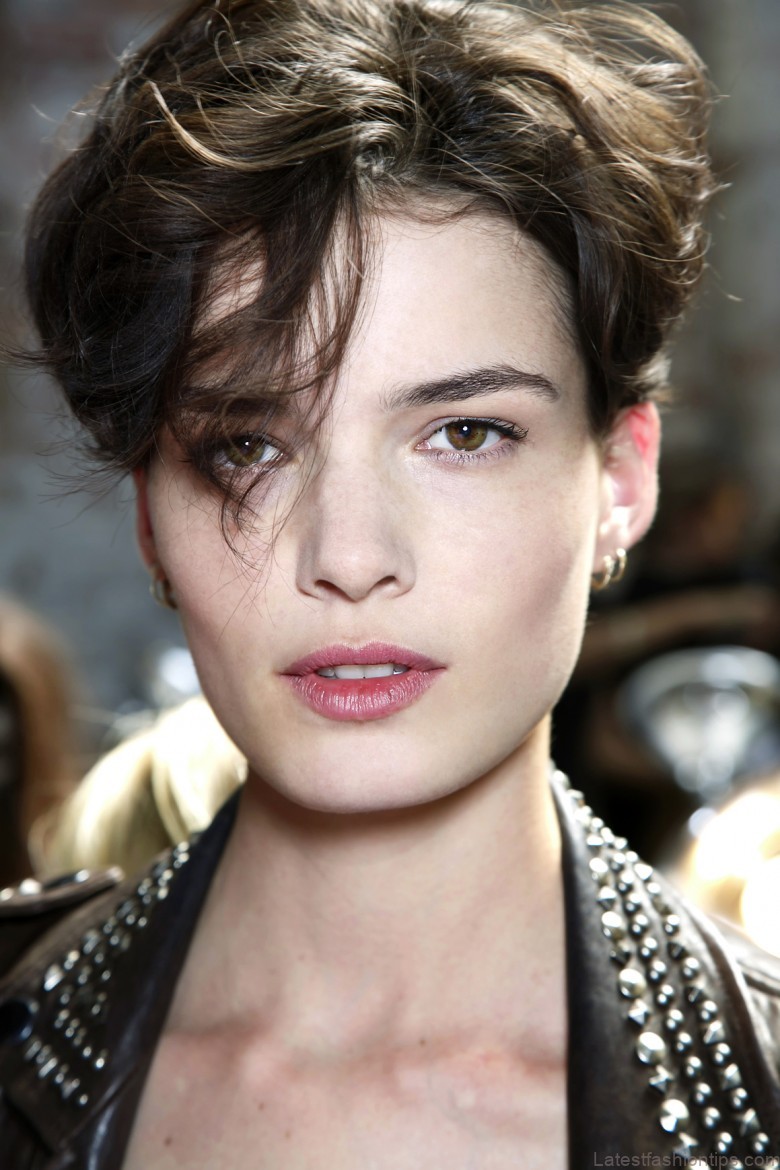 the 10 best ways to cut your hair short 8