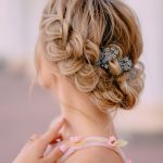 10 irresistible hairstyles for brides and bridesmaids 5