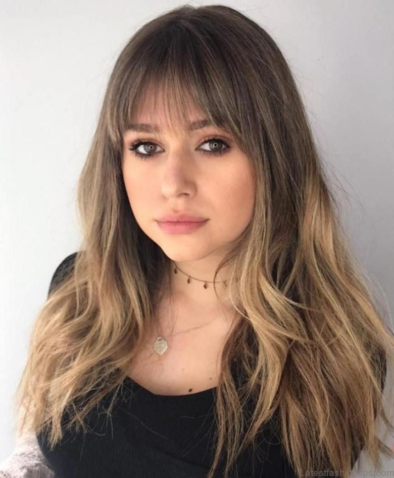 14 bangs for the face shape that are perfect for summer