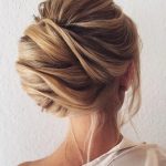 8 messy updos that are literally impressive 10