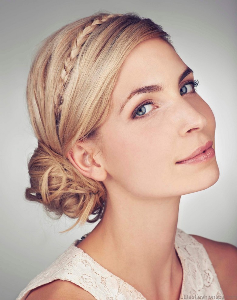 8 messy updos that are literally impressive 11