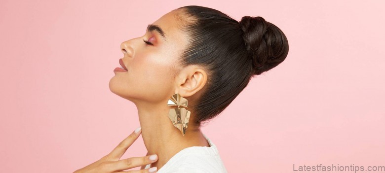 8 side bun hairstyles that are so cute and easy to rock 1
