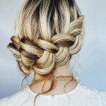 8 side bun hairstyles that are so cute and easy to rock 3